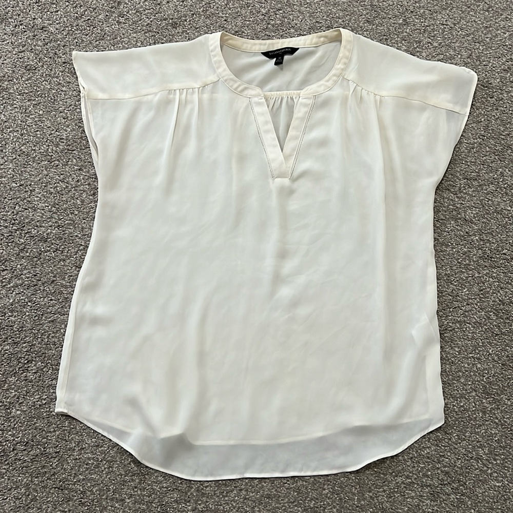 Banana Republic Factory gauzy blouse in cream/ivory color